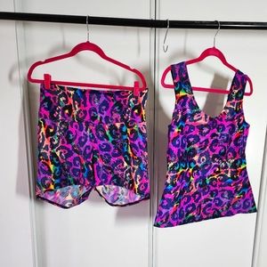 2XL coquerty clothing set. Tank top with bike shorts. Spandex. Lisa frank vibes